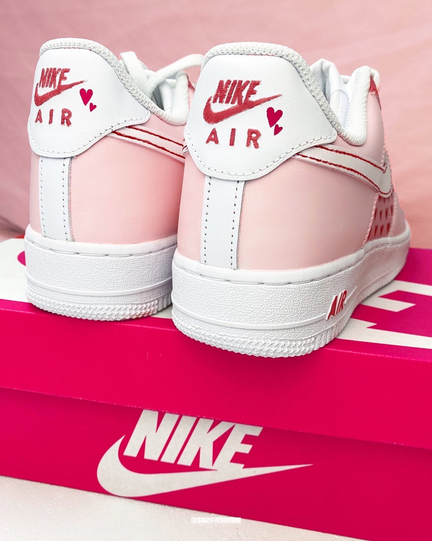 Light pink air cheap force 1 with heart