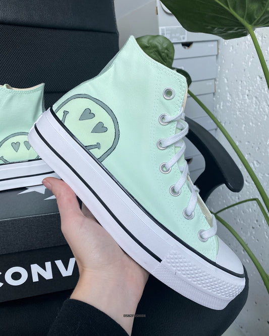 SMILEY CONVERSE CHUCK TAYLOR ALLSTARS (more colours)