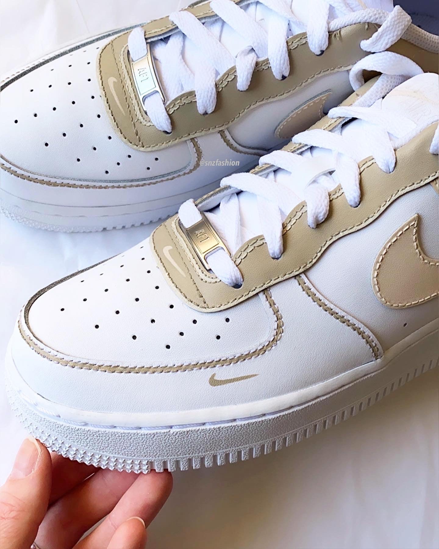 FALL VIBES DESIGN NIKE AIR FORCE 1'S