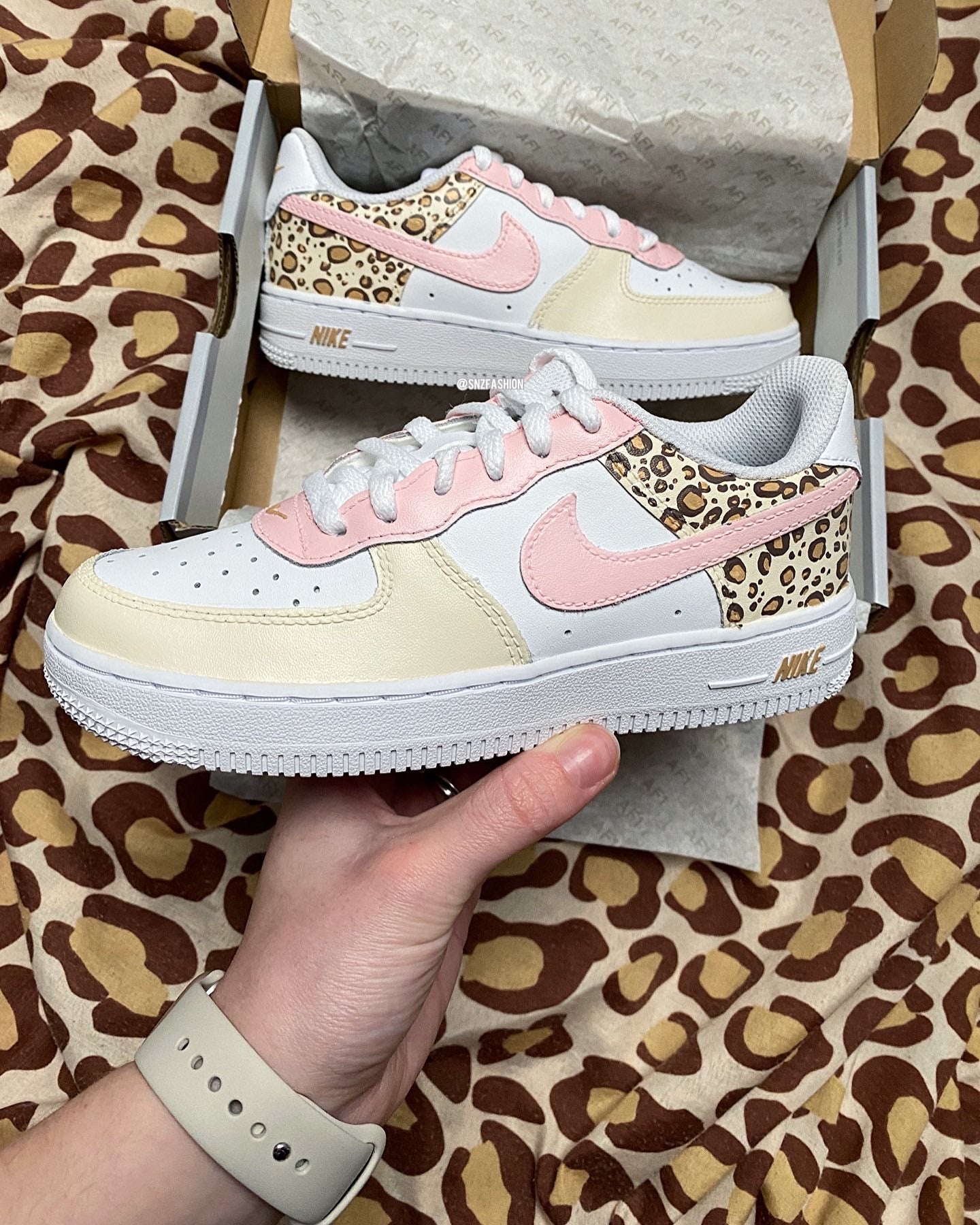 IN STOCK LEOPARD PRINT NIKE AIR FORCE 1 S SIZE EU 32 SNZ FASHION